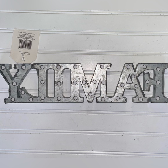 Family Decorative Metal Word Sign 16.5" long x 4" high x 1/2" deep New with Tags - Picture 2 of 3